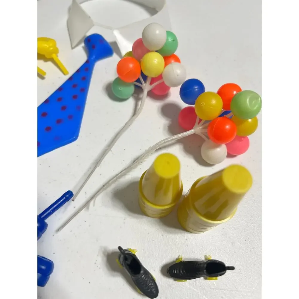 Vintage Cake Decorating Plastic Pieces Toppers Clowns